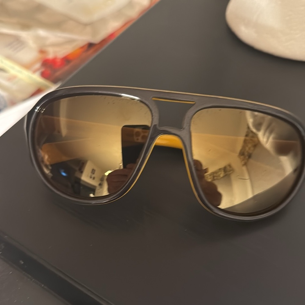 Nike VINTAGE 72 Sunglasses in Yellow and Black